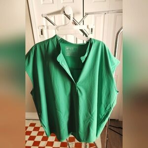 2XL Figs Rafaela FreeX in Safety Green